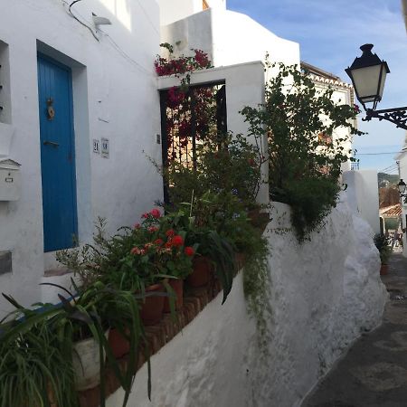 El Corralon Guest House Frigiliana Exterior foto