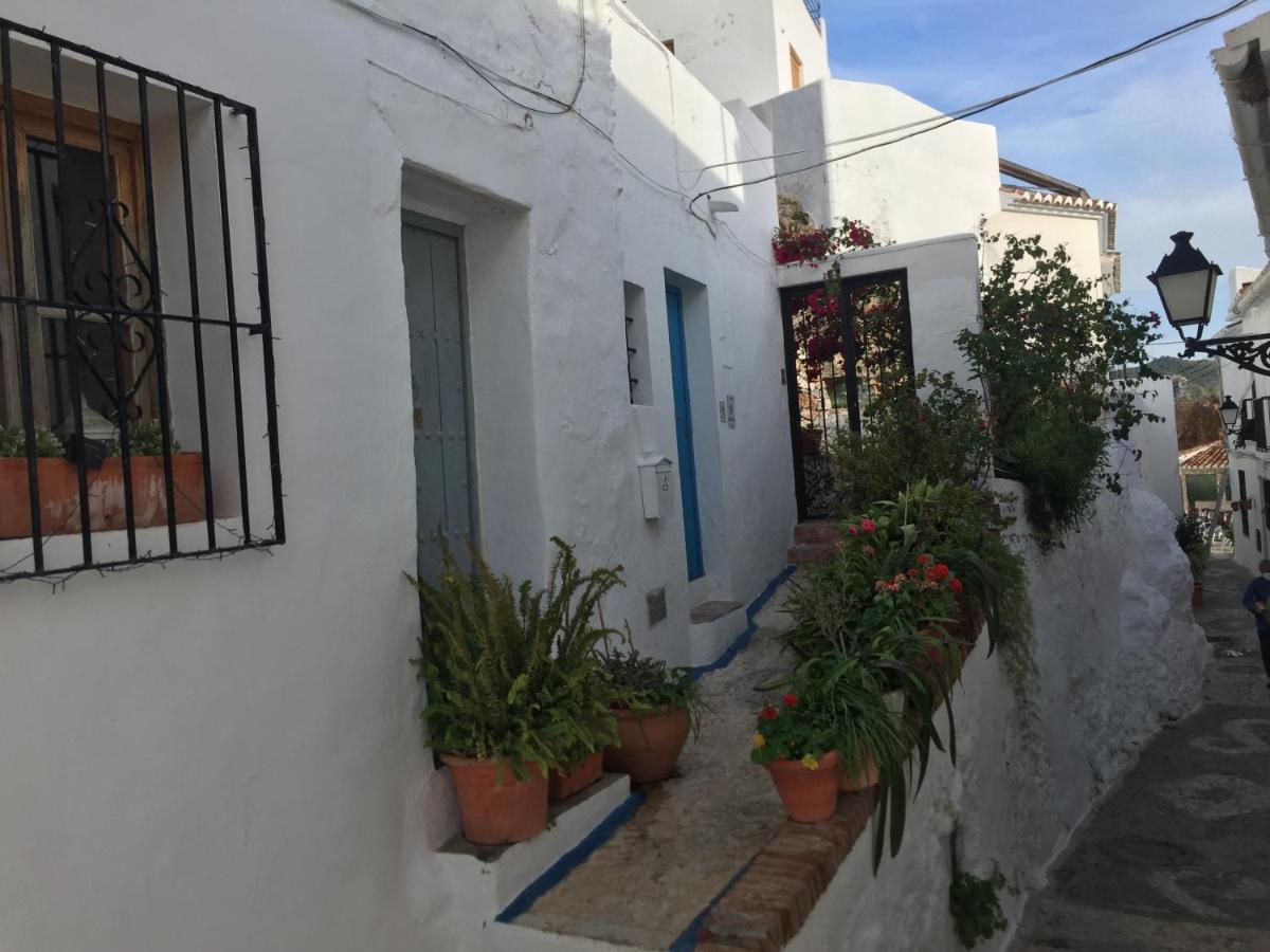 El Corralon Guest House Frigiliana Exterior foto