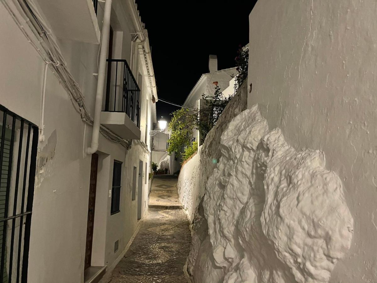 El Corralon Guest House Frigiliana Exterior foto